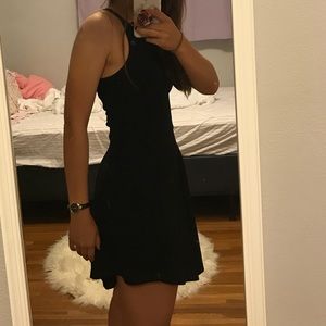 Slim fitting and flare dress (black)